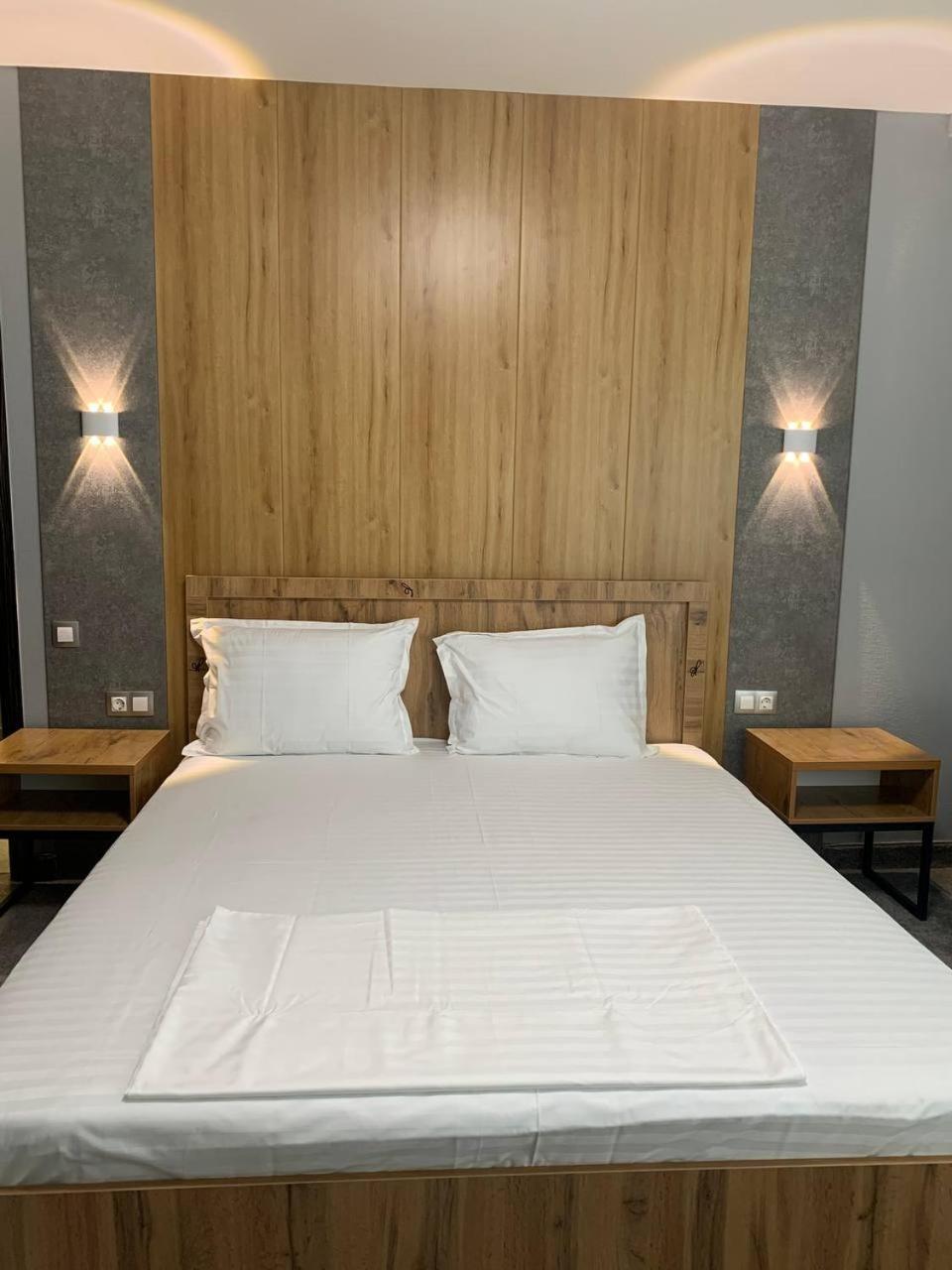 Art Plaza Hotel Tasjkent Eksteriør billede